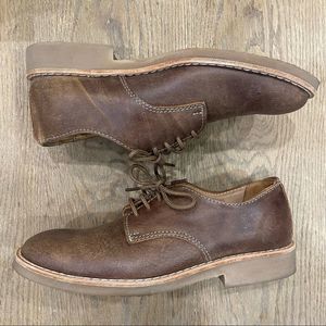 Roots Oxford style shoes